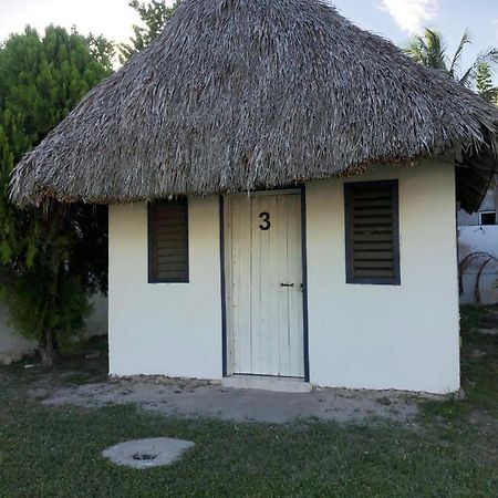 Cabana 7 Leguas, Casa Mama El Cuyo Hotell Exteriör bild